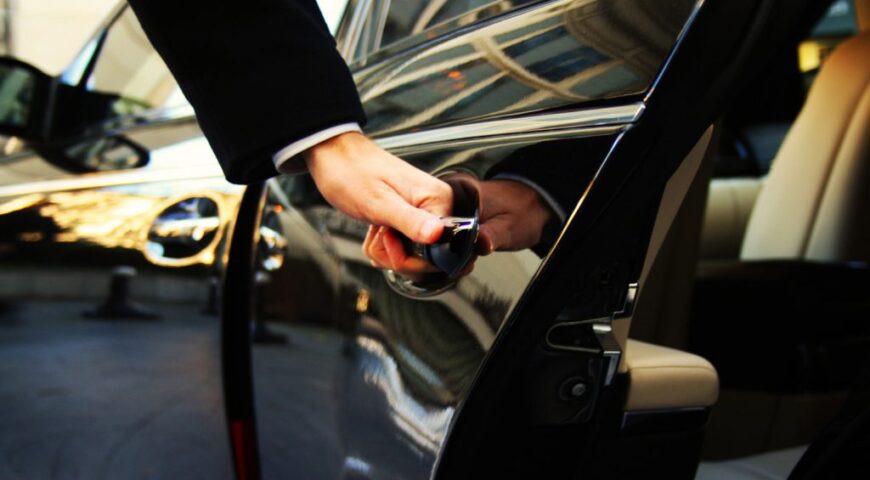 WHY IS CHAUFFEURS IMPERATIVE FOR A LIMO RIDE?
