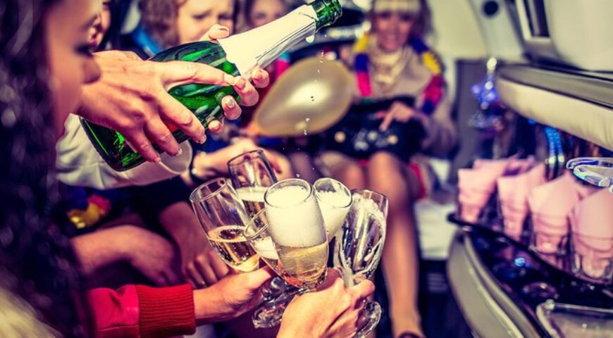 Is West Palm Beach Party Bus Worth The Price For Friends’ Night Out?